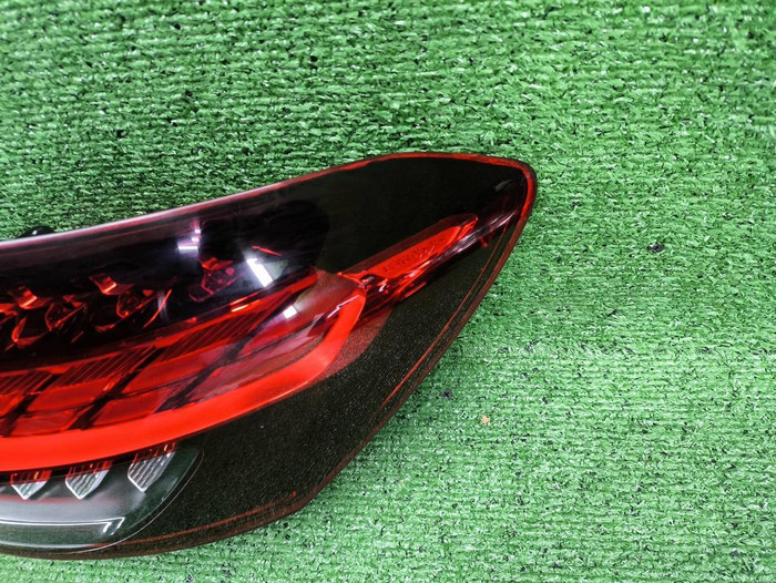 Фонарь правый внешний Mercedes E W213 (2020-2023)