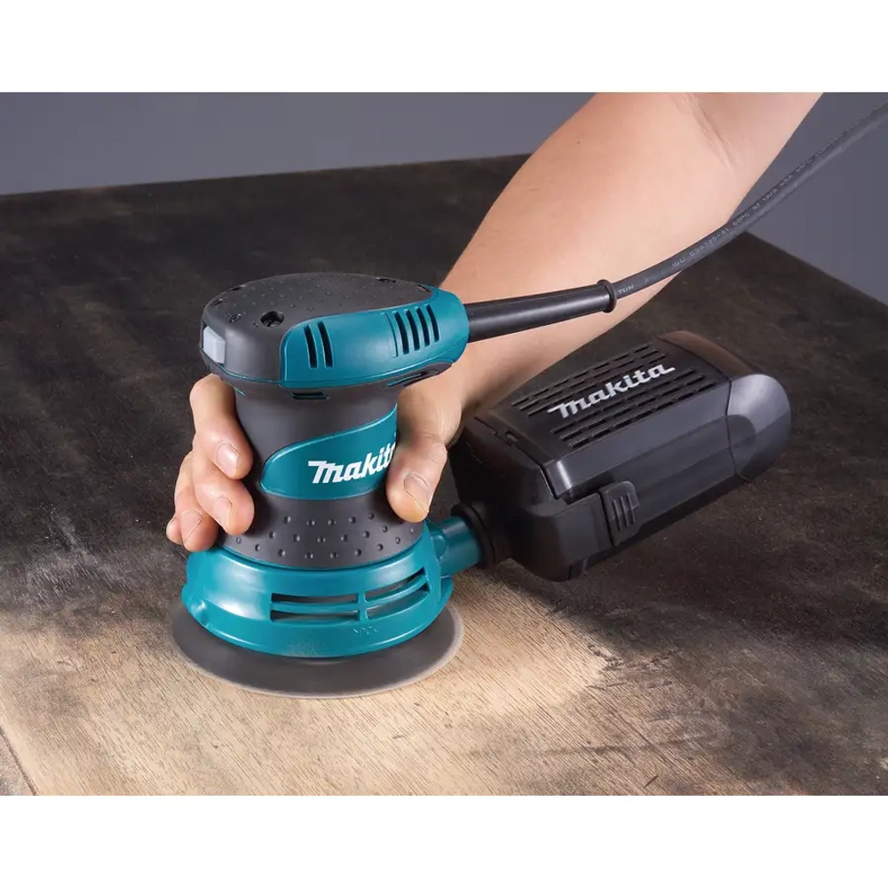 Эксцентриковая шлифовальная машина Makita BO5030K