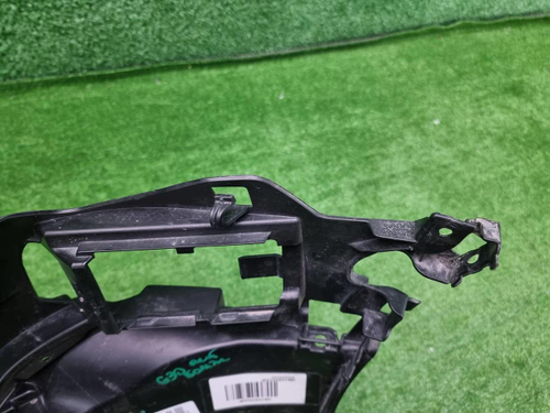 Кронштейн переднего бампера RH BMW 5er G30 (20-23)