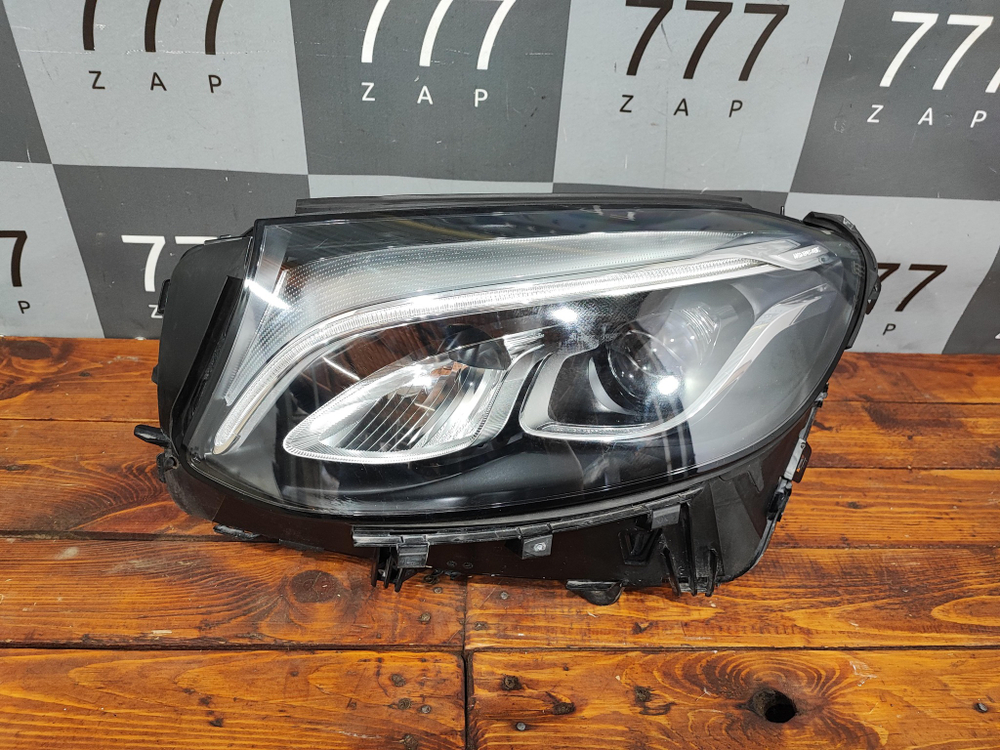 Фара левая LED целая Mercedes GLC (X253) 15-21 Б/У Оригинал a2539065101