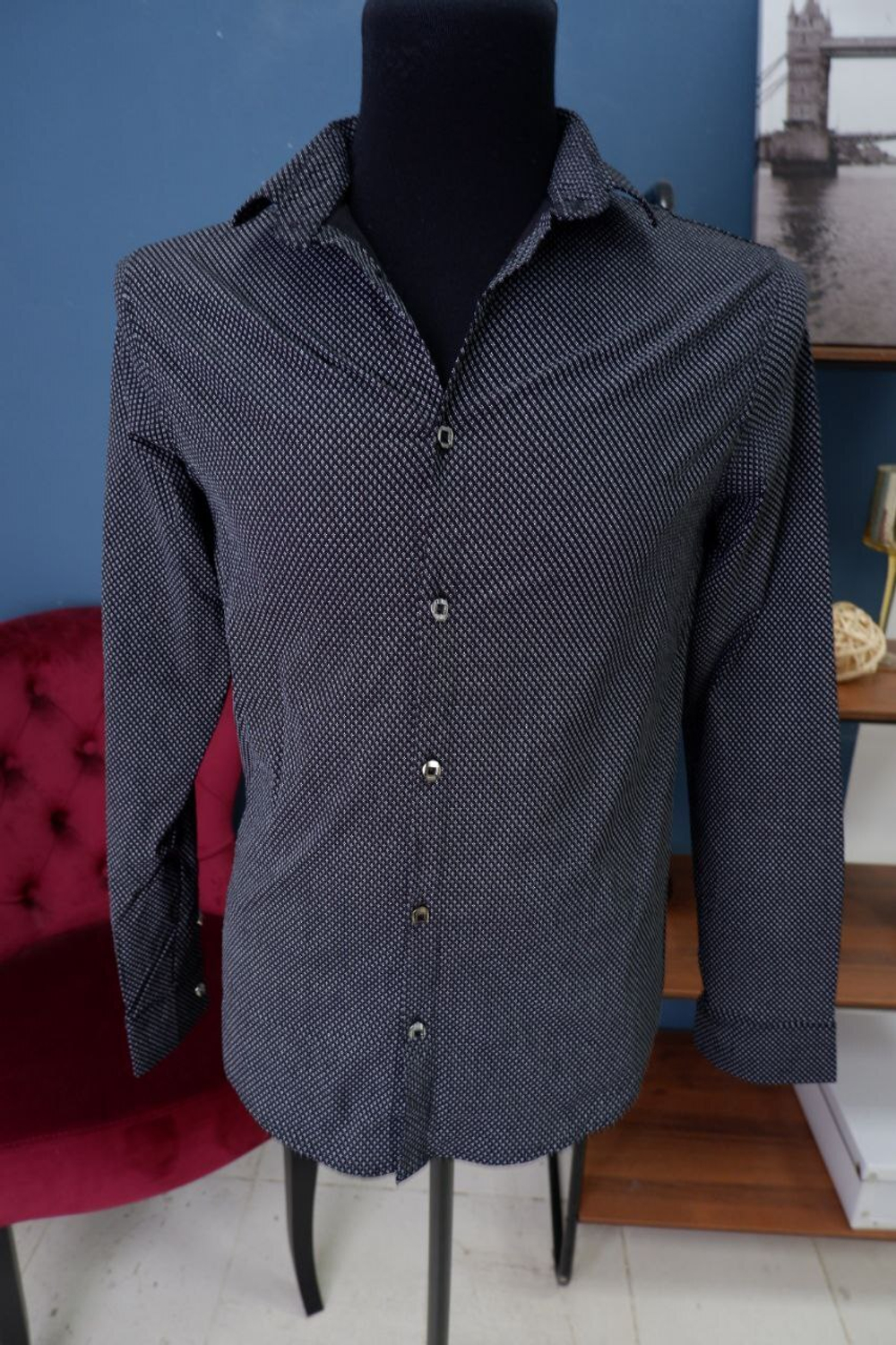 Рубашка AS стильная  48 размер