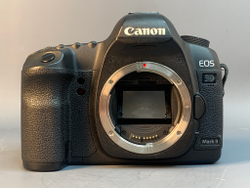 Canon 5D Mark II Body 240392 Кадров