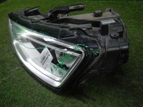 Фара левая Audi Q3 (2014-2018) ксенон