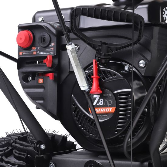 Бензиновый снегоуборщик "PATRIOT" PRO 785E