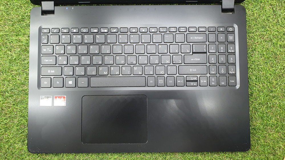 Ноутбук Acer Ryzen 3/4 Gb/FHD