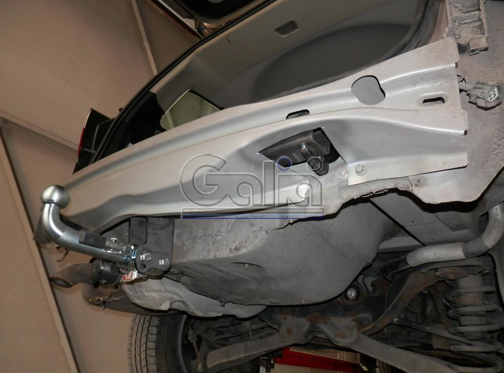 Фаркоп оцинкованный Galia V084A для Volvo XC70 2007-2016(паспорт и сертификат в комплекте)(без электрики)