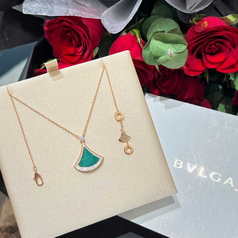 Bvlgari Divas' Dream Necklace