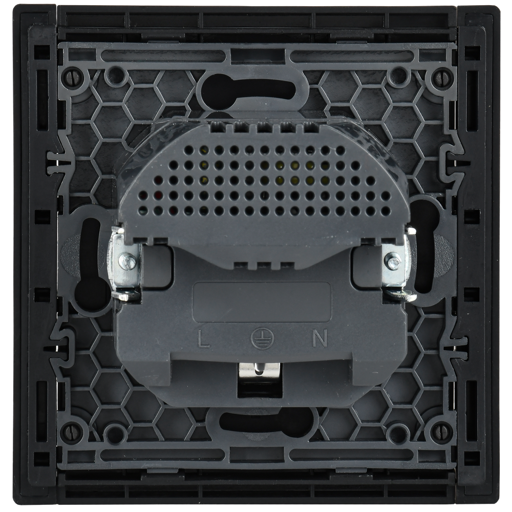 FORTE&PIANO Розетка 1-местная с заземлением с защитными шторками винтовое крепление 16А USB A+C 18Вт FP147 черный IEK