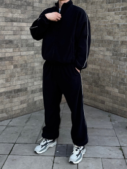 Олимпийка FIZRUK, черная