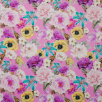 Шёлковый сатин с цветочным мотивом на нежно-розовом фоне