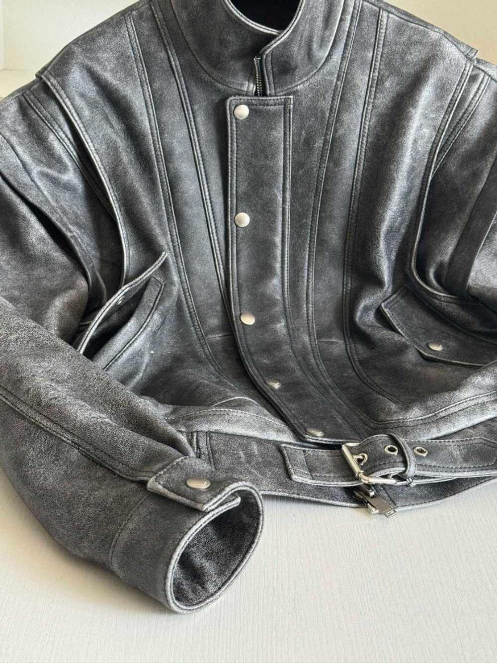 Кожаная куртка Yves Saint Laurent