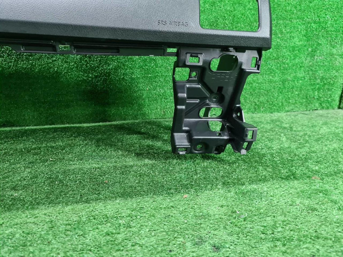 Торпедо Toyota Hiace Н300 (2019-н.в.)