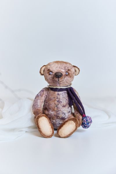 Винтажный мишка-тедди в шарфике, 18х12 см, Россия
