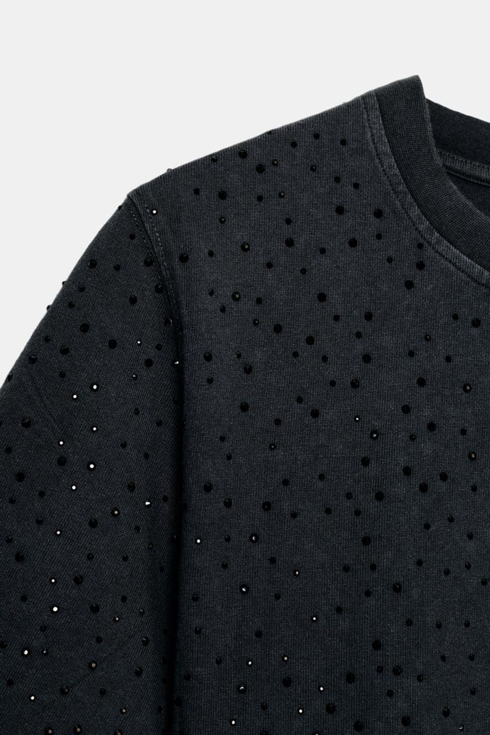 ZARA ФУТБОЛКА С БЛЁСТКАМИ С КОРОТКИМИ РУКАВАМИ, ЧЕРНЫЙ