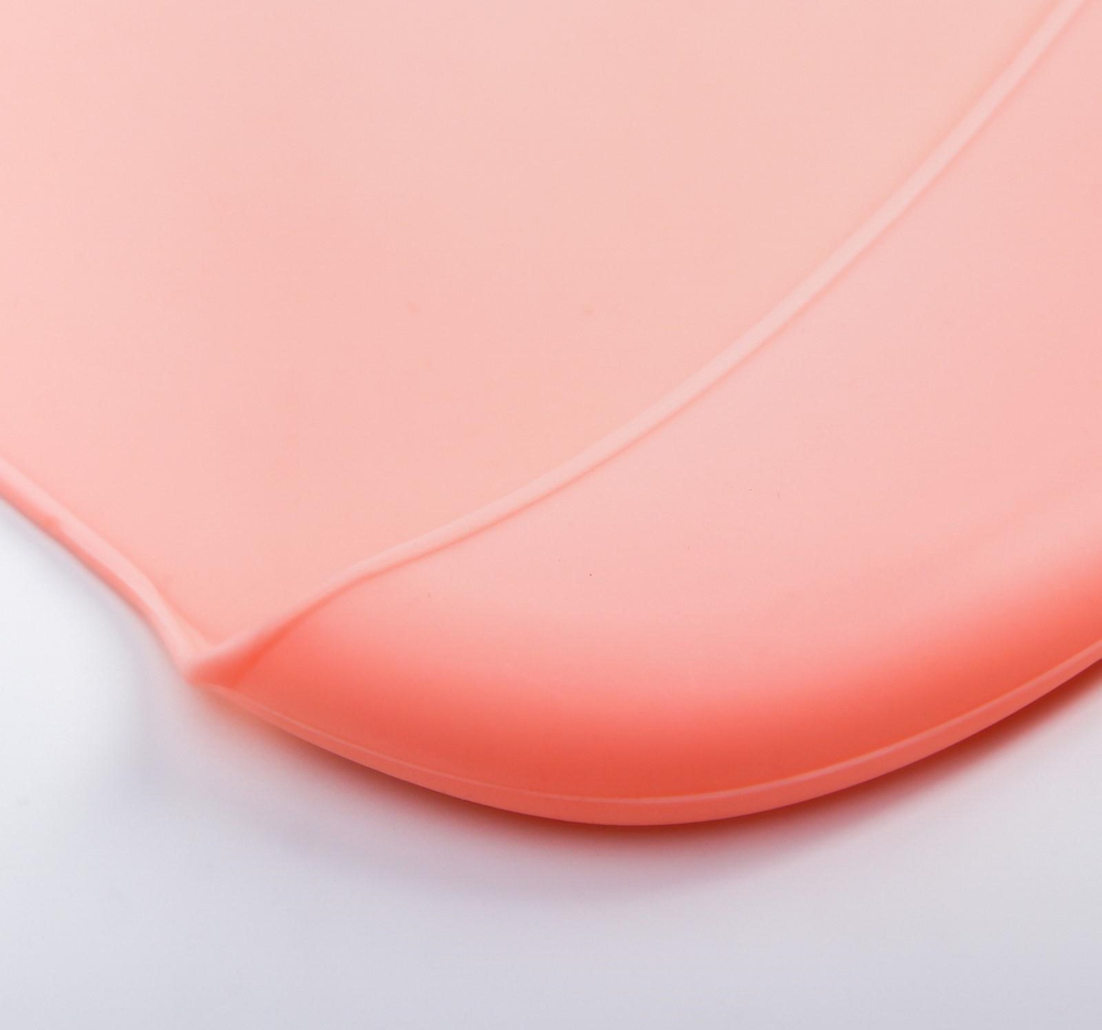 4594895 Нагрудник детский силиконовый с карманом "Оленятки"