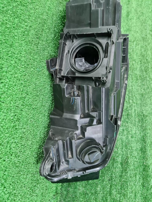 Фара правая Audi Q5 2 80А (2017-2020) LED