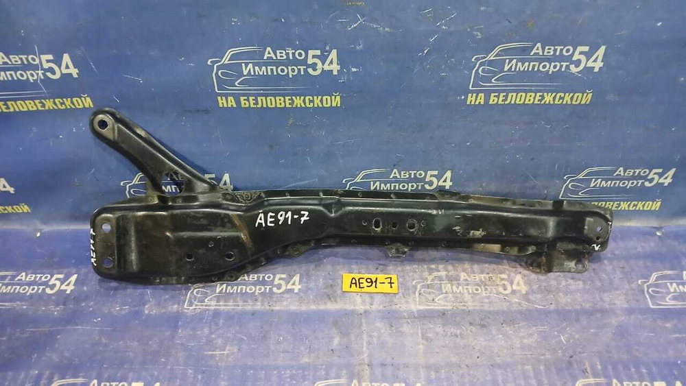 Балка передняя продольная TOYOTA LEVIN 1990