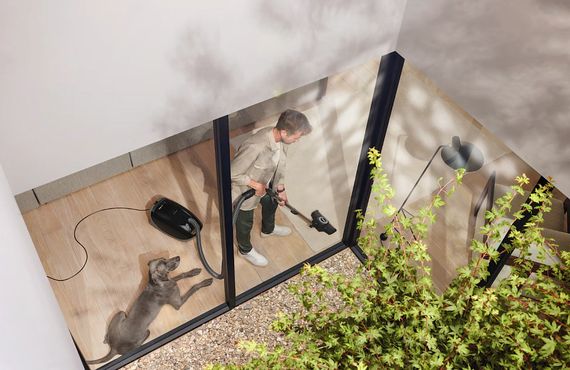 Пылесос Miele SVZF0 Guard M1 Cat &amp; Dog Flex черный