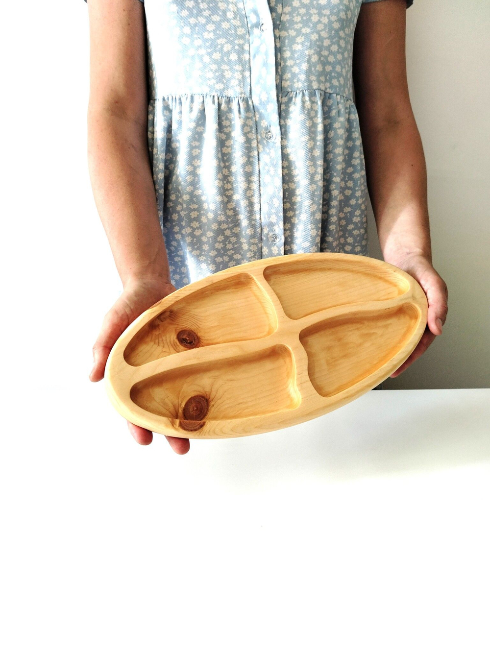 Менажница деревянная для подачи сервировочная