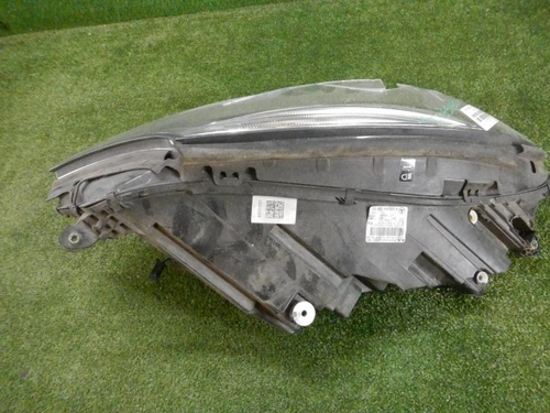 Битая Фара правая Mercedes S W222 (2013-2017) LED