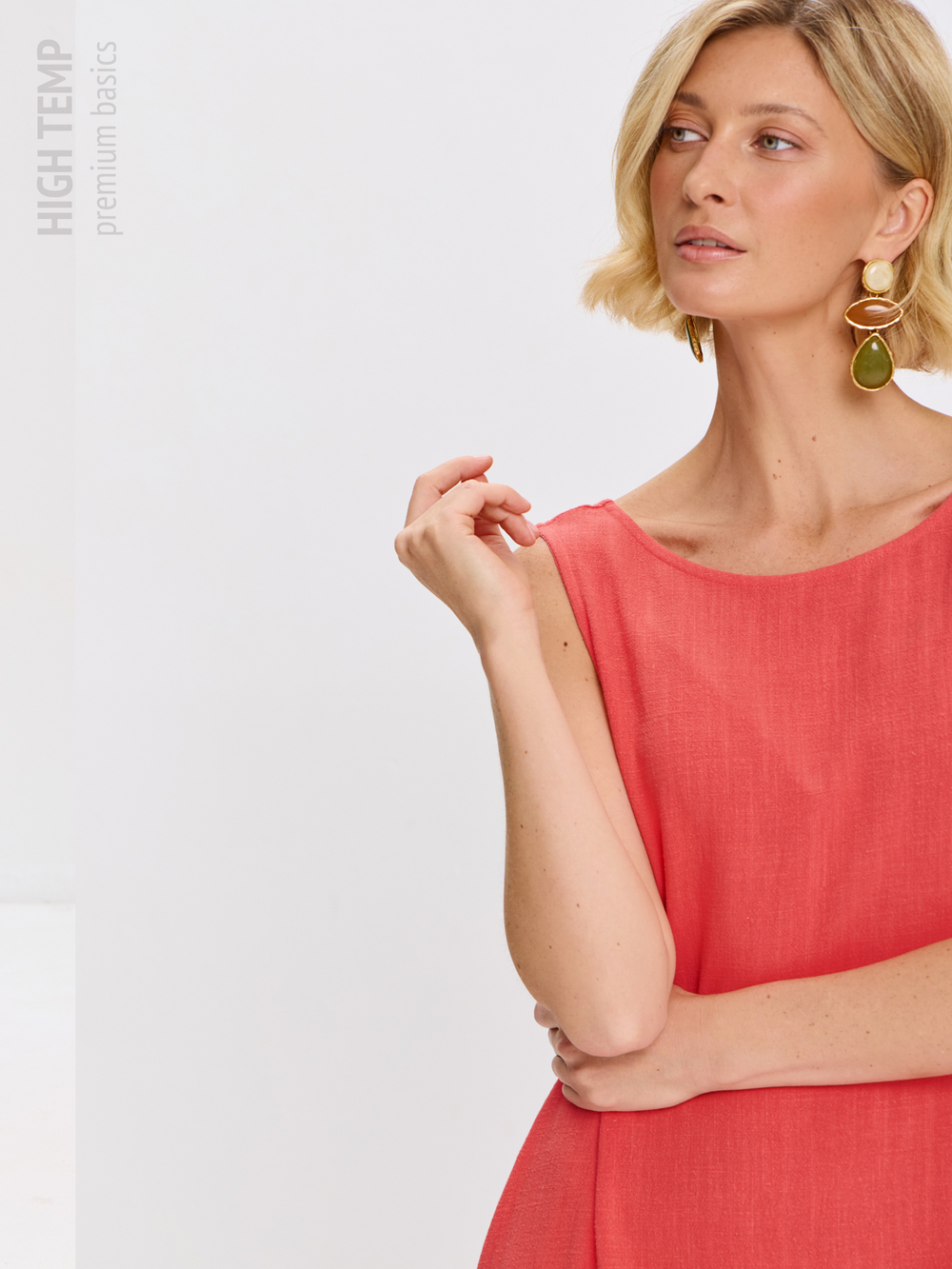 Льняной сарафан макси с карманами