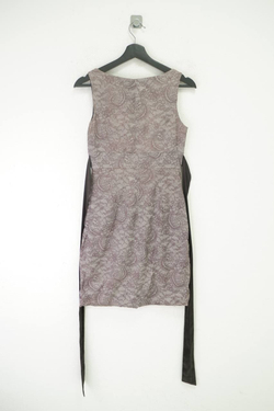 Платье Pogoda с поясом 38 размер