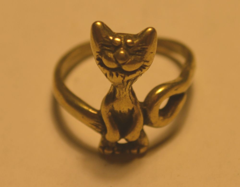 Тонкое изящное милое кольцо &quot;Мартовский кот&quot; из бронзы K-054