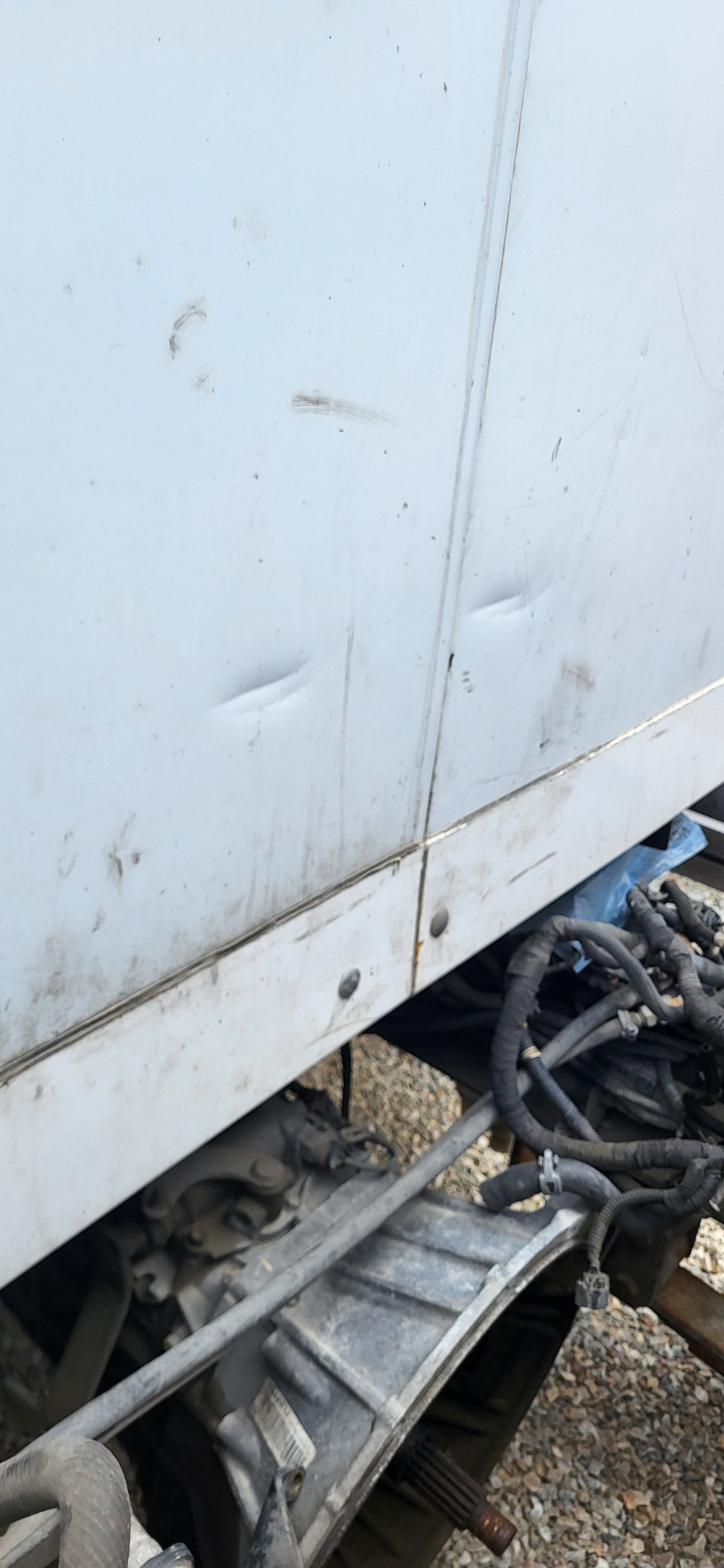 Isuzu ELF 7.5 (NPR) Промтоварный 470520 (Дизельный, 5,2 л, 155 л.с., МТ)