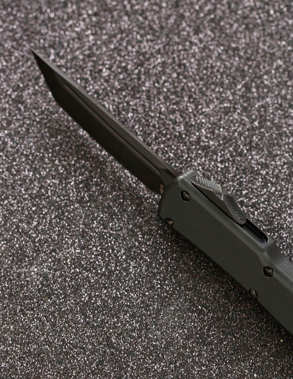 Автоматический складной нож SteelBro UTX-70 T/E Tanto Black 149-1BK (черный-черный) фронталка/выкидуха