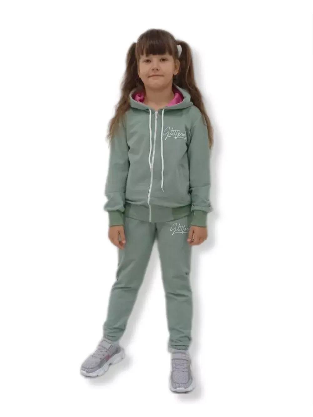 Спортивный костюм детский для девочки.