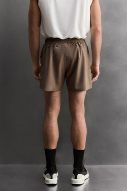 ZARA БАЗОВЫЕ СПОРТИВНЫЕ ШОРТЫ, СЕРО-КОРИЧНЕВЫЙ