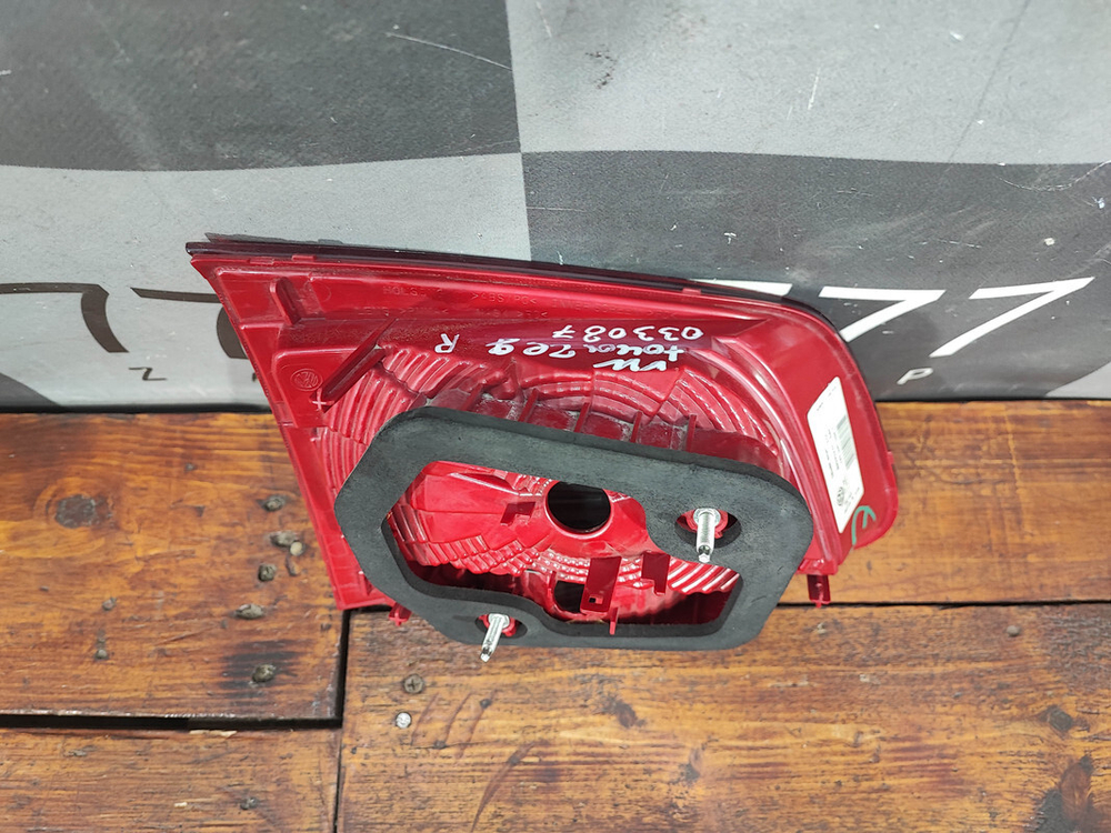 Фонарь задний правый Volkswagen Touareg 2 10-14 Б/У Оригинал 7P6945094C