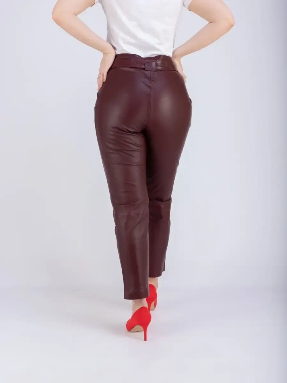 Брюки кожаные женские натуральные