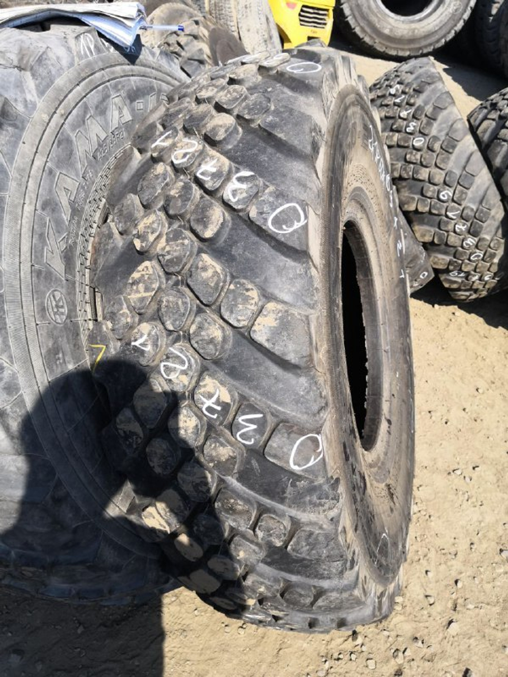 425/85R21 Kama 1260-2 шина б/у