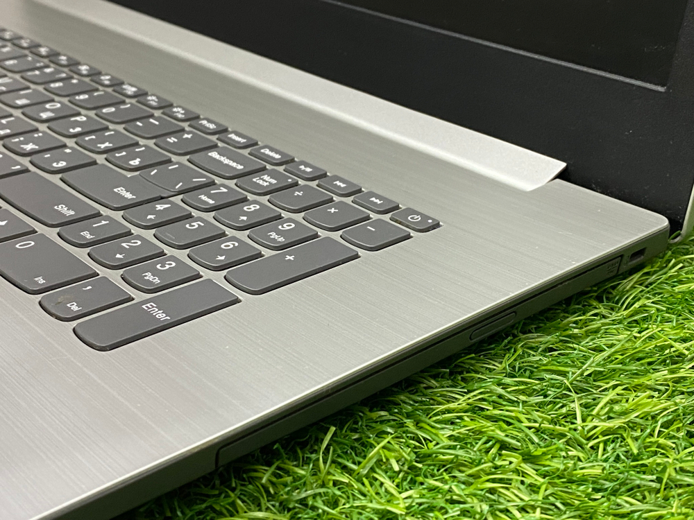 Ноутбук Lenovo 17.3" A4 9120/Radeon R3/4GB/1TB/ IdeaPad 320-17AST[80XW002URK]/Windows 10