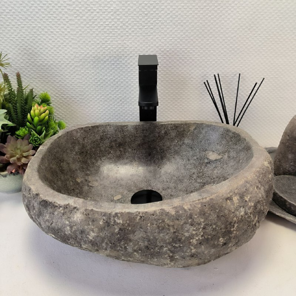 Раковина из речного камня RS-63557 (46*36*15) 0122