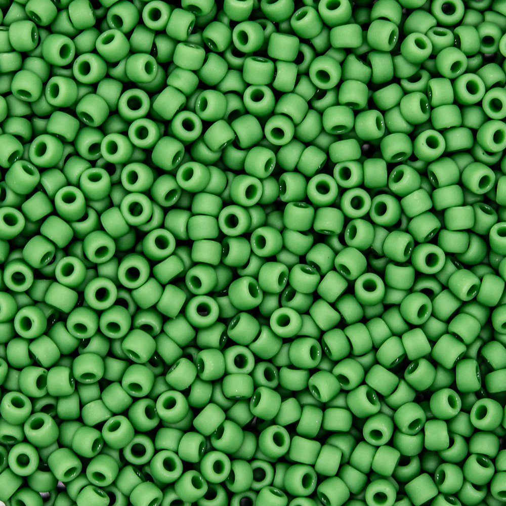 Японский бисер TOHO Round 11/0 (№47F), непрозрачный матовый