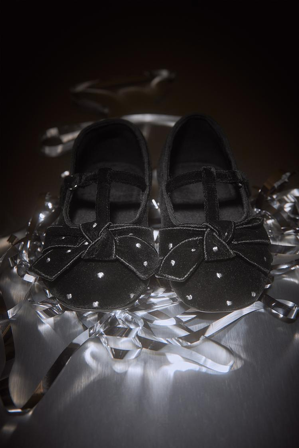 ZARA БАРХАТНЫЕ БАЛЕТКИ С БАНТОМ, ЧЕРНЫЙ