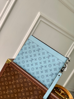 Louis Vuitton Pochette To-Go