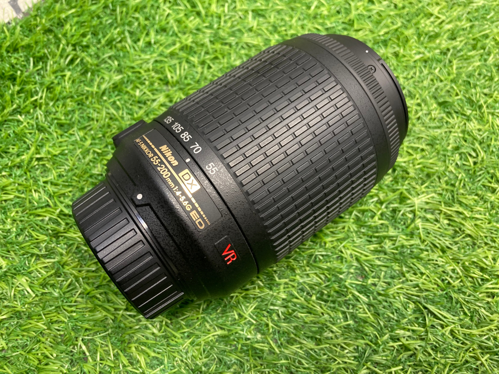 Nikon 55-200mm AF-S DX VR IF-ED Без автофокуса
