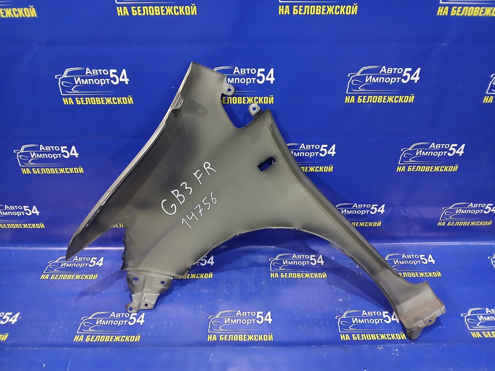 Крыло переднее правое Honda FREED SPIKE 2010-2014