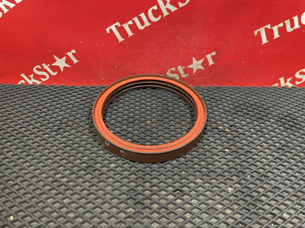 Сальник задней ступицы