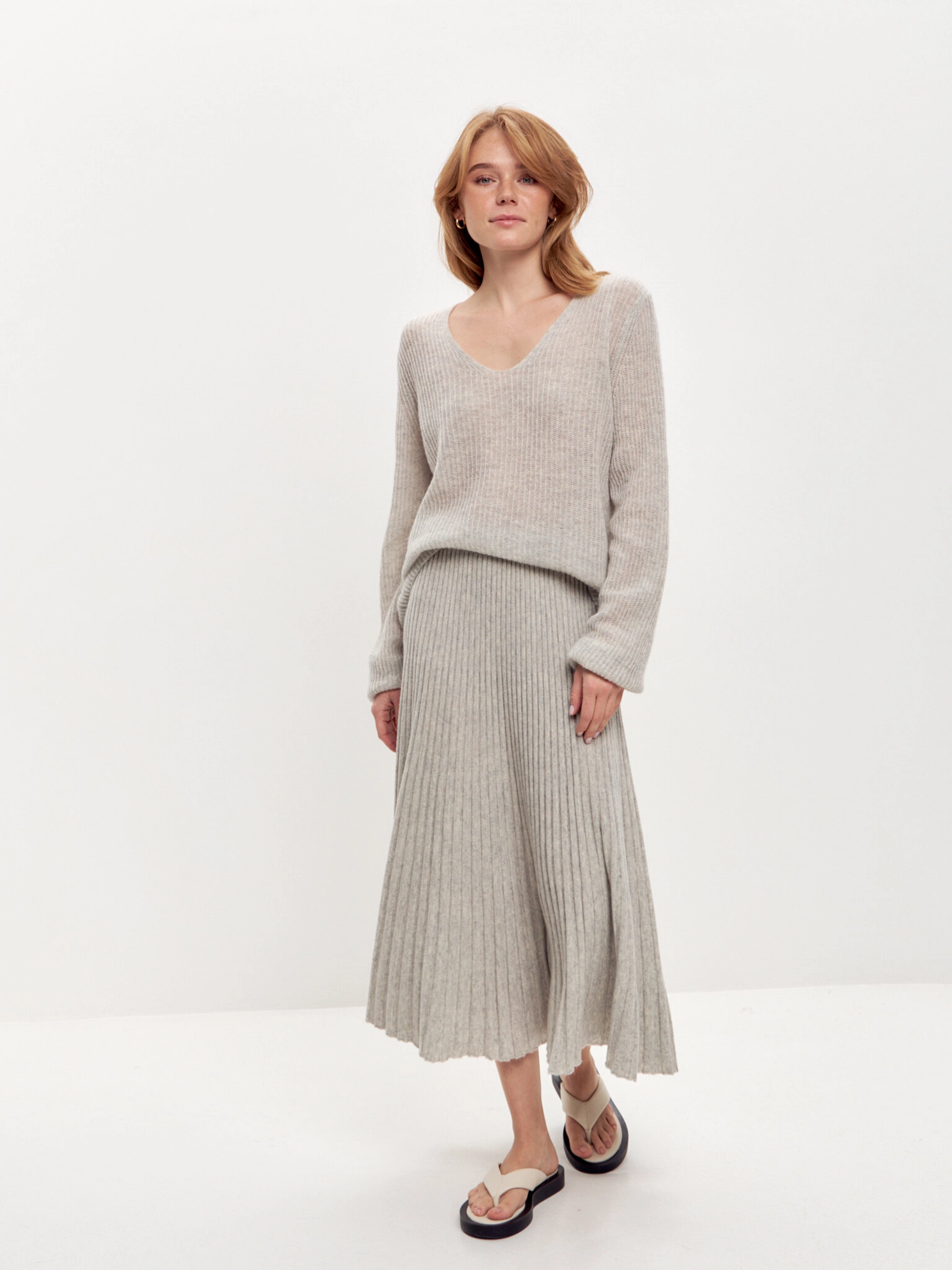 Кашемировый пуловер