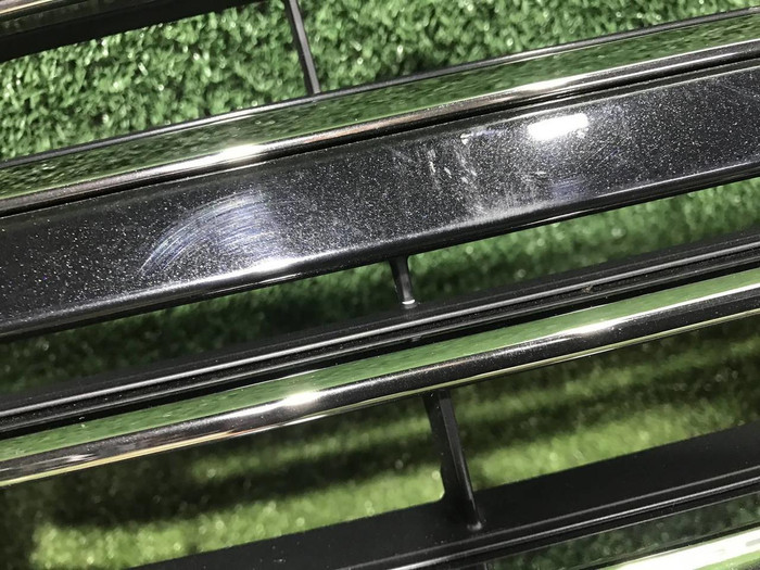 Решетка радиатора Toyota Land Cruiser 200 (2015-2021)