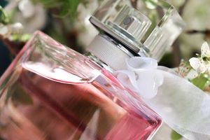 Lancome La Vie Est Belle L'Eau de Toilette Florale