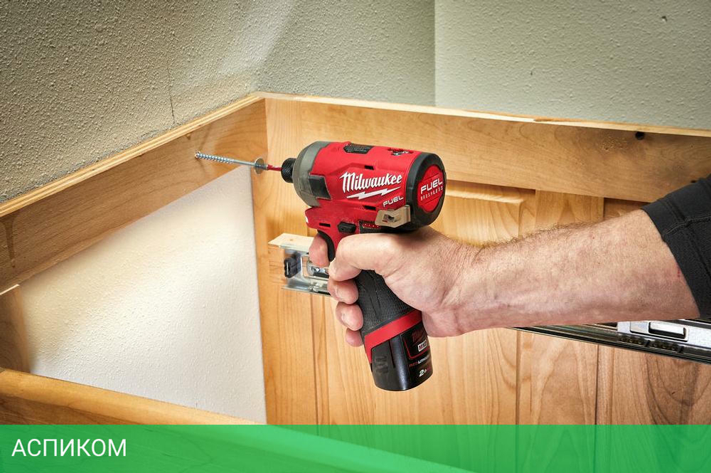 Винтоверт Milwaukee M12 Fuel FQID-202X (4933464973)