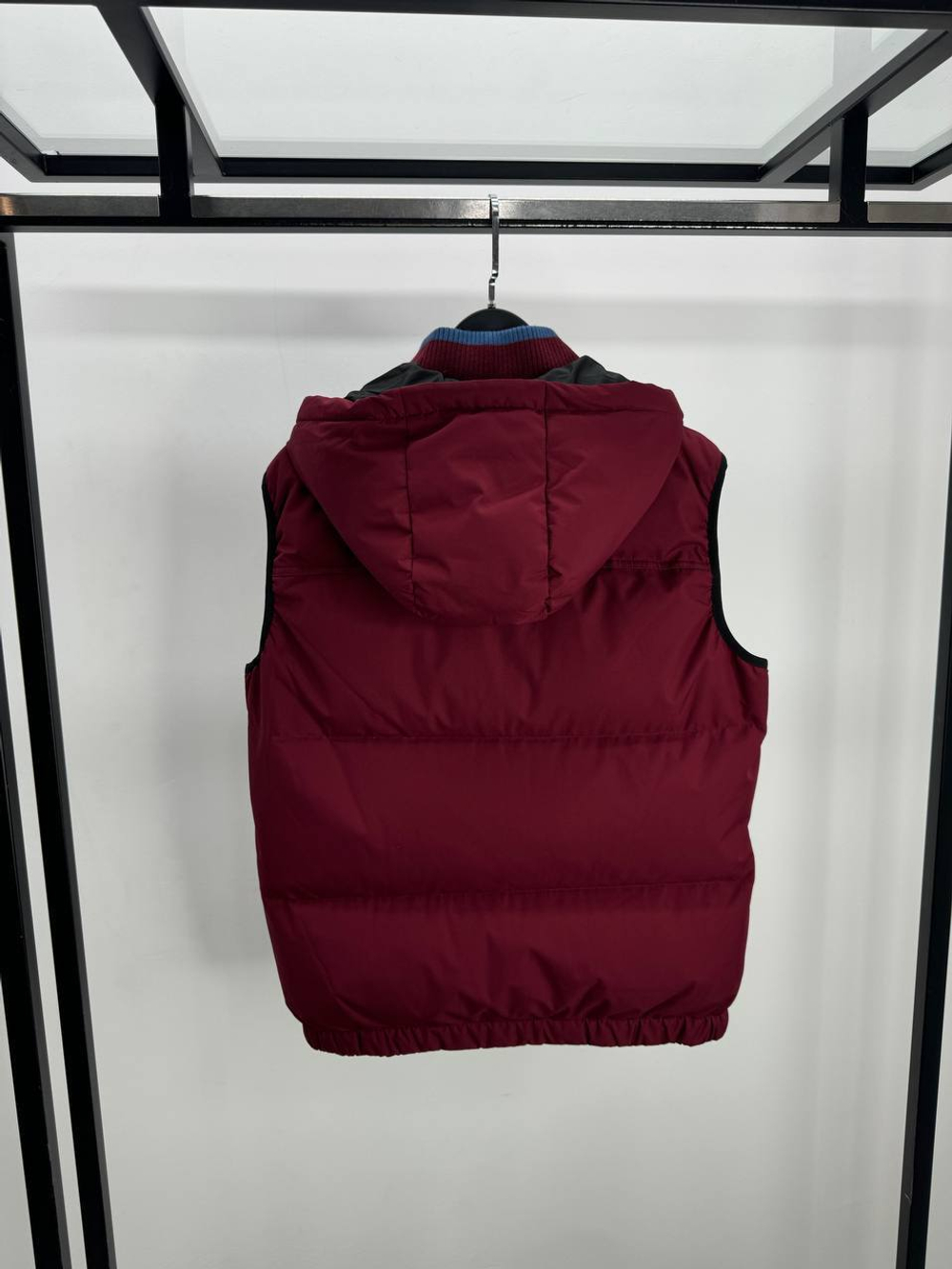 Безрукавка Kiton