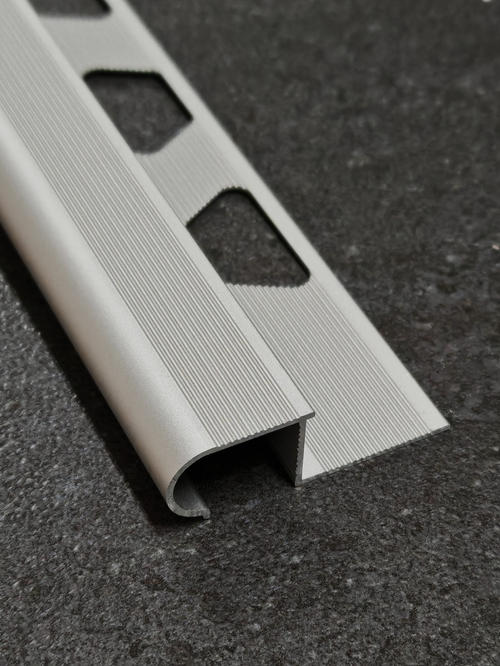 АПZО 10мм "DO-1" 2,7м Серебро мат. ZО-об. 18мм на порог анод. алюм.