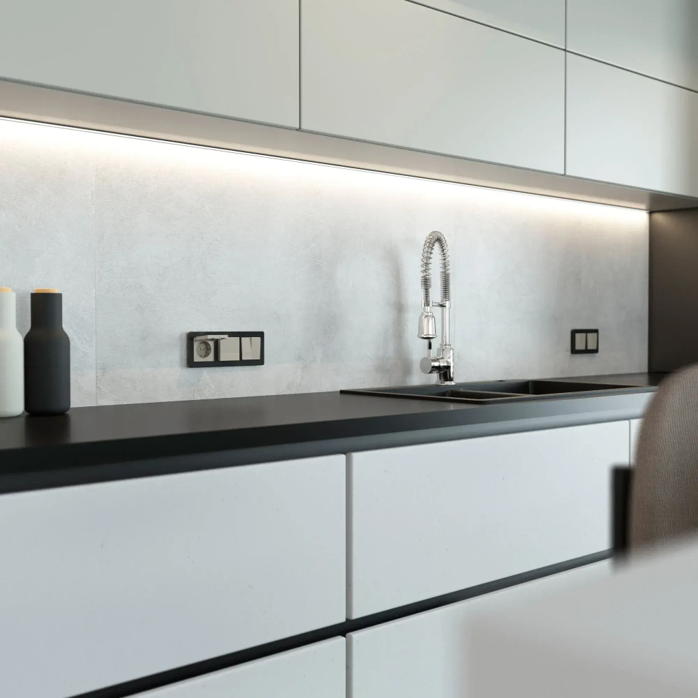 Розетка влагозащищенная с заземлением, крышкой и шторками (дымчатый матовый) W1271204