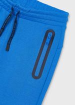 спортивные брюки